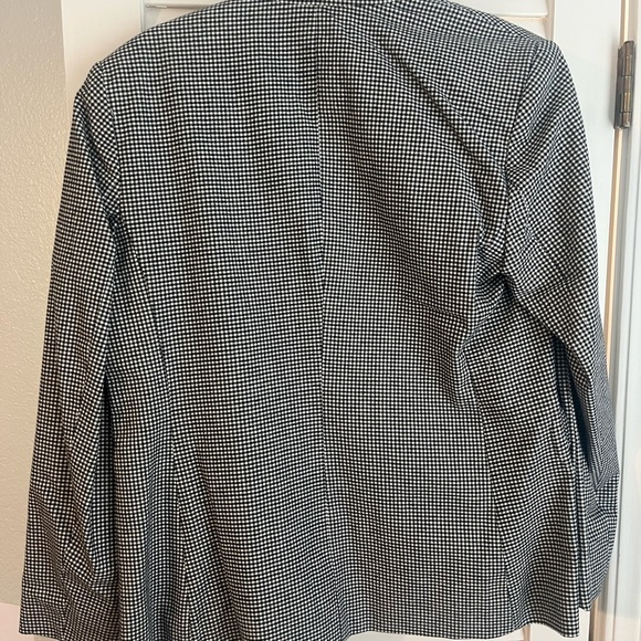 Free Assembly Women’s Double-Breasted Blazer in White Asparagus - Picture 10 of 10